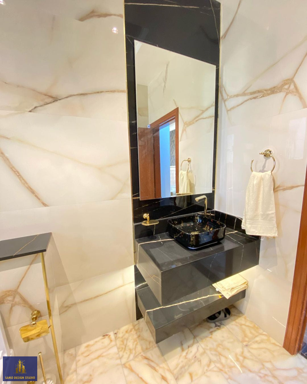 Afyoun Sugar & Nero Quartz Marble Bathroom Material